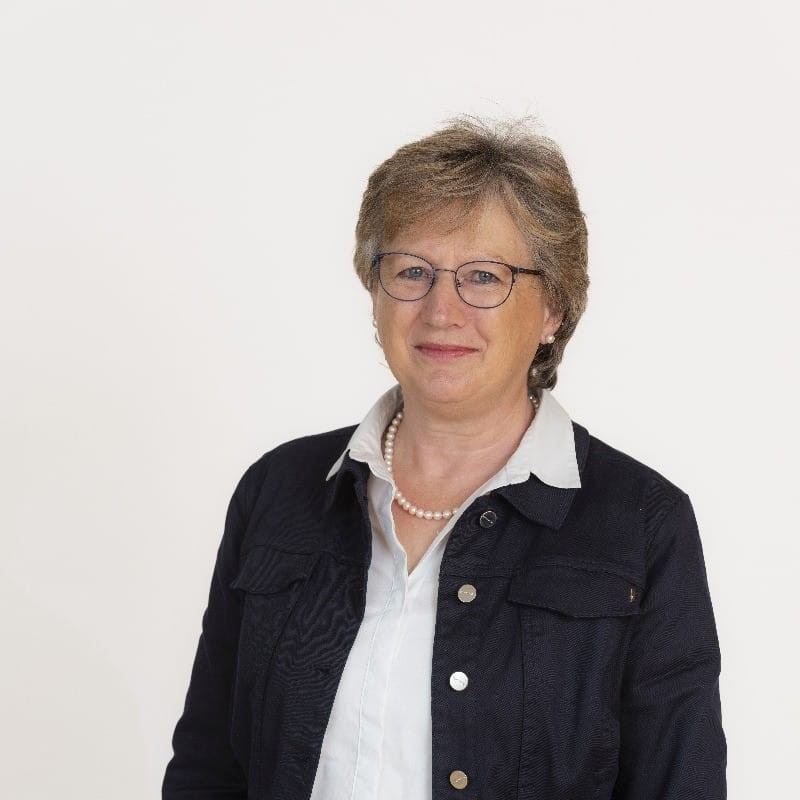 Dr. Ulrike Schmid-Staiger